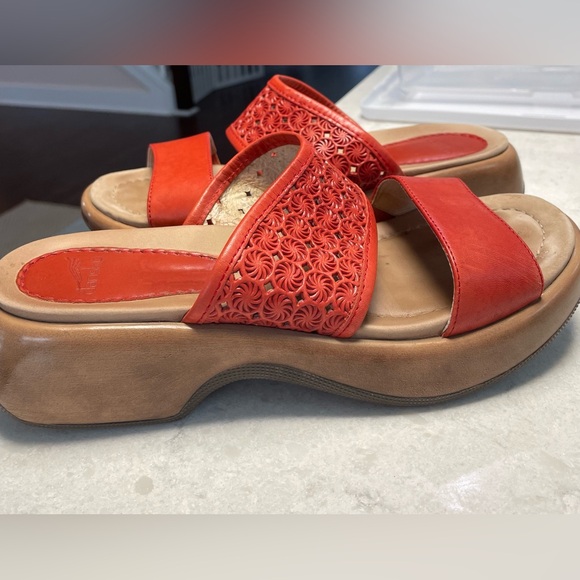 Dansko Shoes - Dansko Platform Slide Sandals